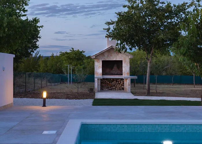 Kuca Za Odmor Matetic בית נופש *