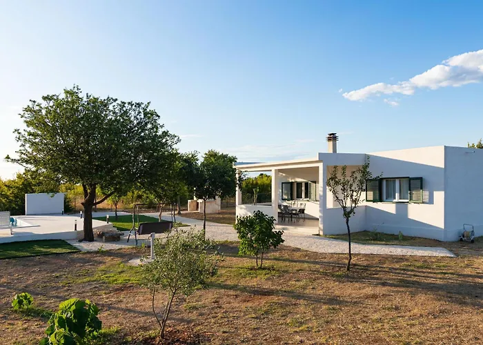 בית נופש Kuca Za Odmor Matetic Unesic